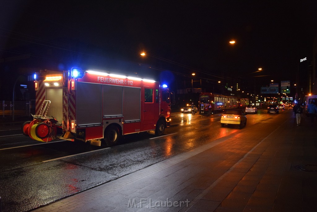 VU PKW Strab Koeln Deutz Deutz Muelheimerstr P01.JPG - Miklos Laubert